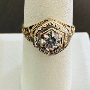 14K Yellow Gold Vintage Art Deco Diamond Ring size 7.5
